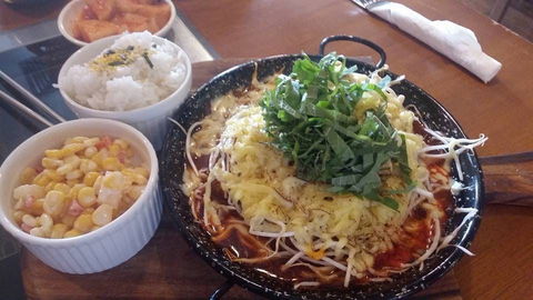 Newway Karaoke Restaurant - Sunshine Coast Guide 0