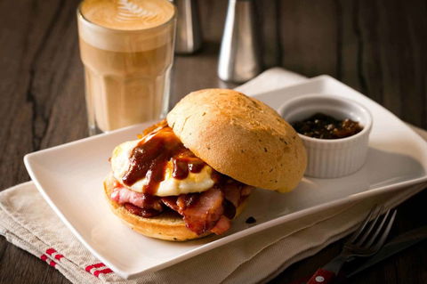 The Coffee Club - Mount Gravatt - Sunshine Coast Guide 0