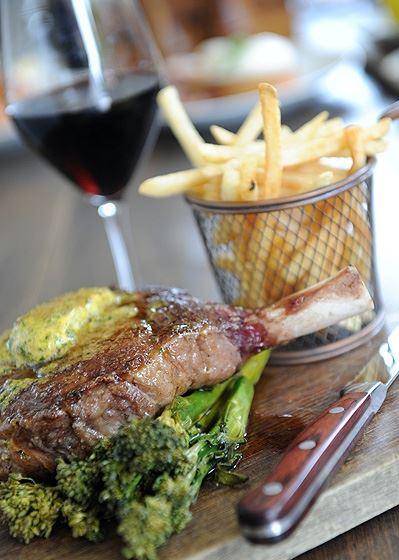 No.4 Robe - Sunshine Coast Guide 13