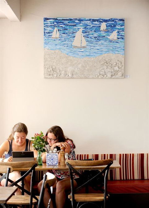 No.4 Robe - Sunshine Coast Guide 22