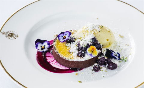 SJ's Brasserie - Sunshine Coast Guide 10