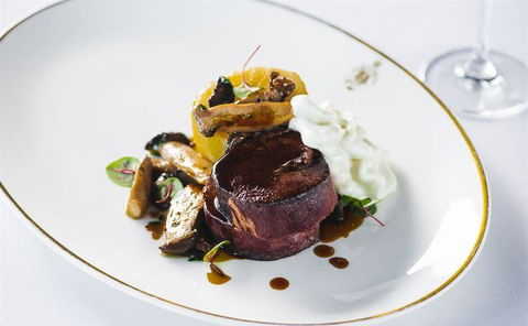 SJ's Brasserie - Sunshine Coast Guide 3