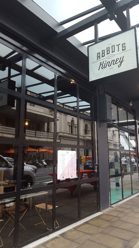 Abbots And Kinney - Sunshine Coast Guide 1