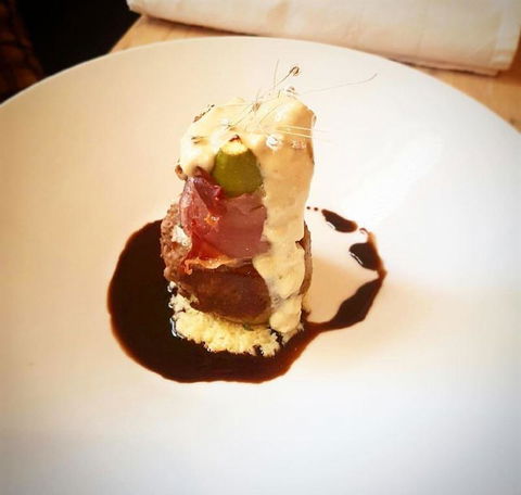 The Olfactory Inn - Sunshine Coast Guide 14
