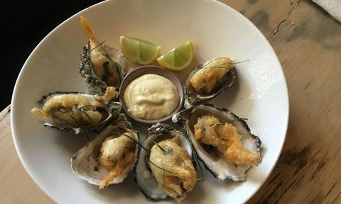The Olfactory Inn - Sunshine Coast Guide 16