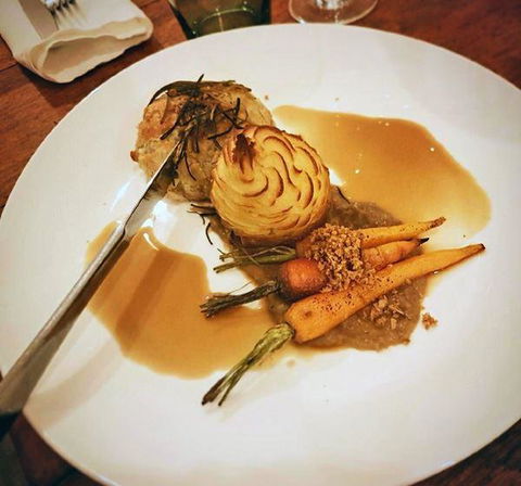 The Olfactory Inn - Sunshine Coast Guide 18