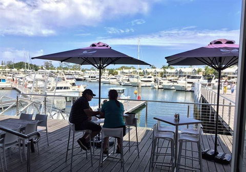 Anchor Buoy Cafe & Bar - Sunshine Coast Guide 11