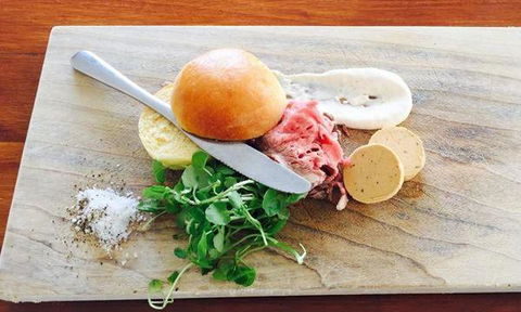 Anchor Buoy Cafe & Bar - Sunshine Coast Guide 14