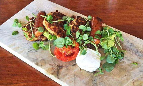 Anchor Buoy Cafe & Bar - Sunshine Coast Guide 16