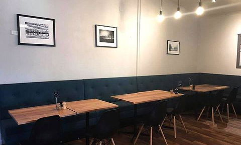 Zest Cafe - Sunshine Coast Guide 11