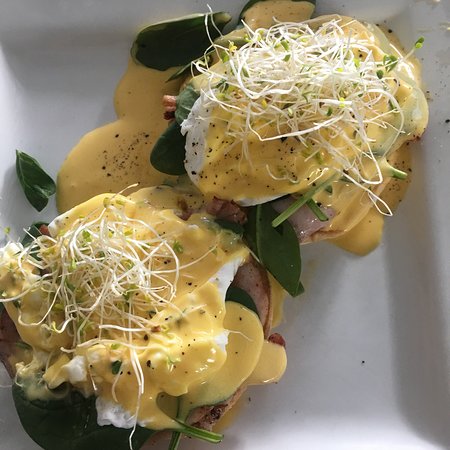 Abbeys Cottage Cafe - Sunshine Coast Guide 0