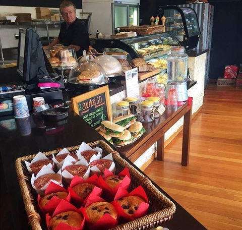 Abstract Cafe - Sunshine Coast Guide 10