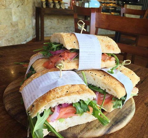 Abstract Cafe - Sunshine Coast Guide 14