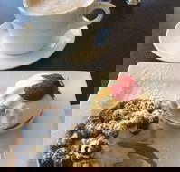 86 on Main - Sunshine Coast Guide