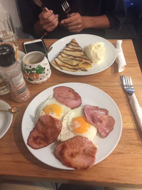 Aix Cafe Creperie Salon - Sunshine Coast Guide 5