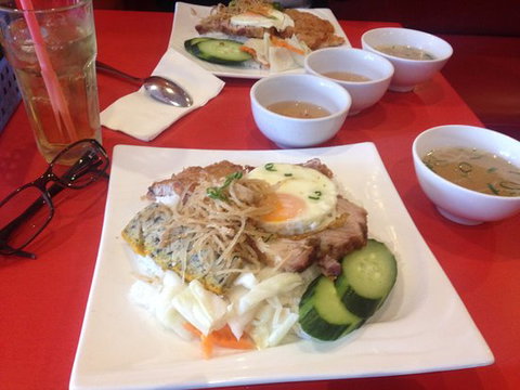 Thanh Thanh - Sunshine Coast Guide 0