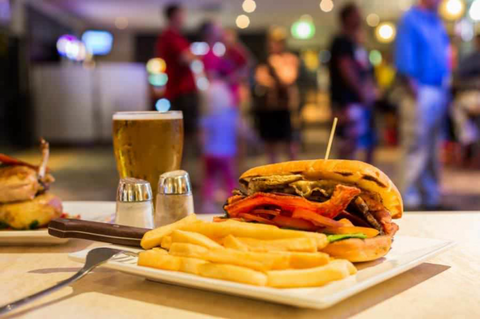 Airport Tavern - Sunshine Coast Guide 1