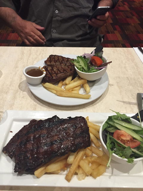 Airport Tavern - Sunshine Coast Guide 14