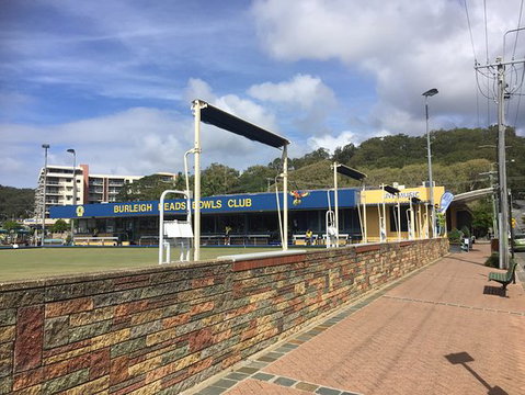 Burleigh Heads Bowls Club - Sunshine Coast Guide 0