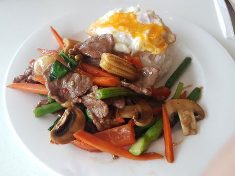 Al-Oi Thai Restaurant - Sunshine Coast Guide 0