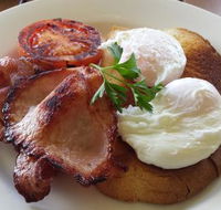 T on Course - Sunshine Coast Guide