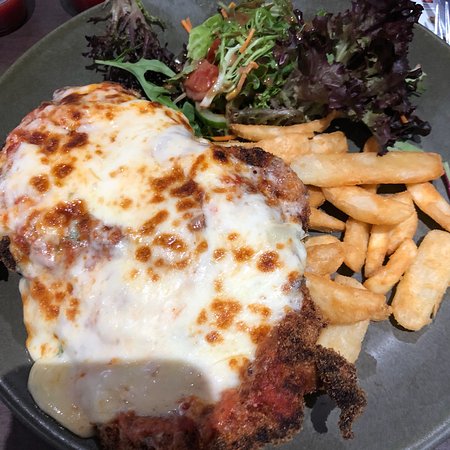 Kiama Leagues Club - Sunshine Coast Guide 5