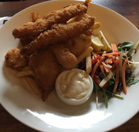 The Empire Hotel - Sunshine Coast Guide