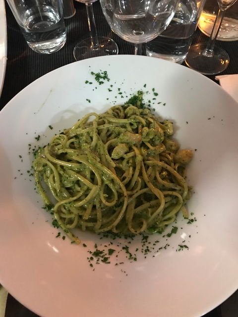 Amore - Sunshine Coast Guide 8