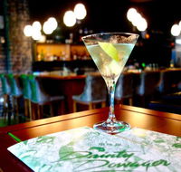 Dainty Dowager - Sunshine Coast Guide