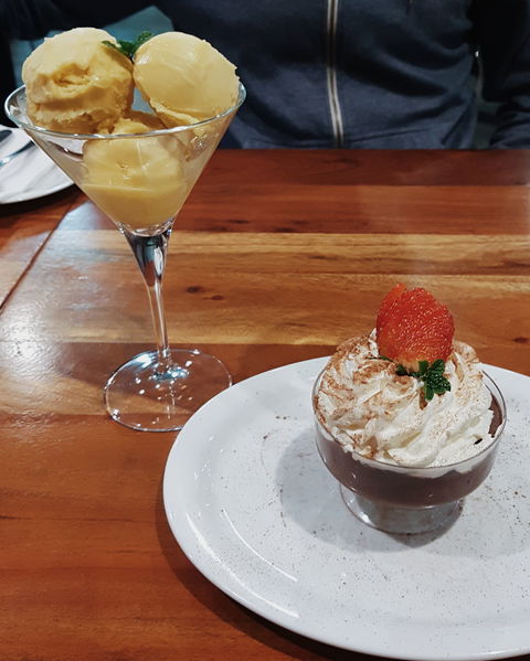 Yak On The York - Sunshine Coast Guide 10