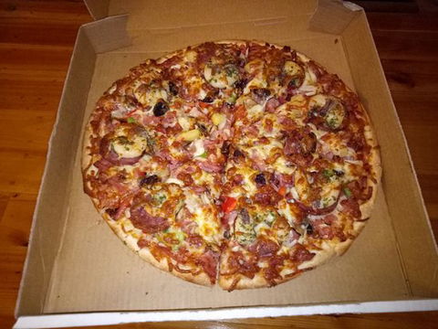 Rama Pizza - Sunshine Coast Guide 0