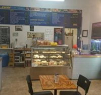 Av-A-Chat Cafe - Sunshine Coast Guide