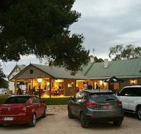 Bridge Hotel - Sunshine Coast Guide