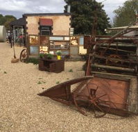 The Tinsmith's Cottage - Sunshine Coast Guide