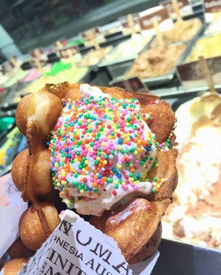 Acropolis Souvlaki Bar - Sunshine Coast Guide 10