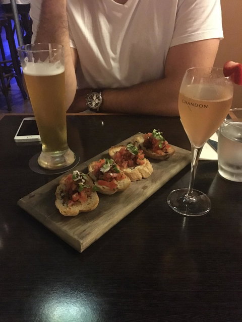 Bin 12 - Sunshine Coast Guide 2