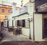Stones Throw - Sunshine Coast Guide