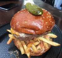 Ze Pickle - Sunshine Coast Guide