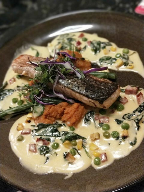 Zack's - Sunshine Coast Guide 3