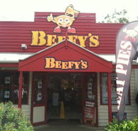Beefy's Pies - Sunshine Coast Guide