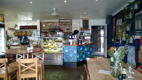 Hallowed Grounds Espresso - Sunshine Coast Guide 0