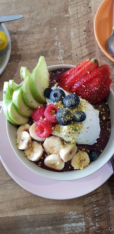 Hallowed Grounds Espresso - Sunshine Coast Guide 6