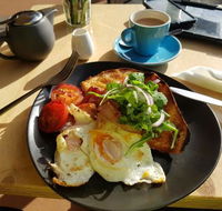 Jak  Mo Taste Co - Sunshine Coast Guide