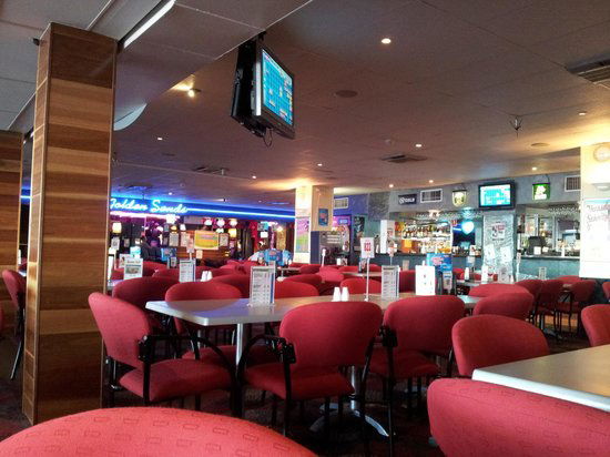 Golden Beach QLD Sunshine Coast Guide