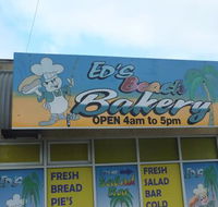 Eds beach bakery rainbow beach - Sunshine Coast Guide
