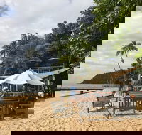 Sunset Bar Dunk Island - Sunshine Coast Guide