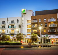 Quest Docklands - Sunshine Coast Guide