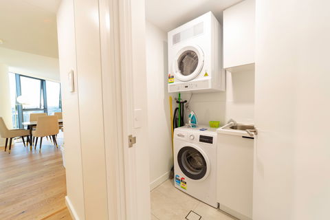 Arise Brisbane One - Sunshine Coast Guide 3