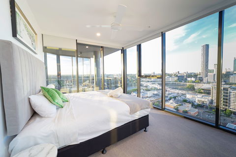 Arise Brisbane One - Sunshine Coast Guide 5