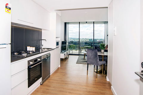 Arise Brisbane One - Sunshine Coast Guide 9